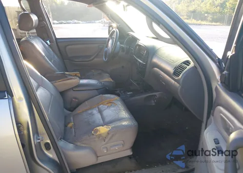 2003 Toyota Sequoia Sr5 V8 z USA, uszkodzony, nr VIN 5TDZT34A63S158878